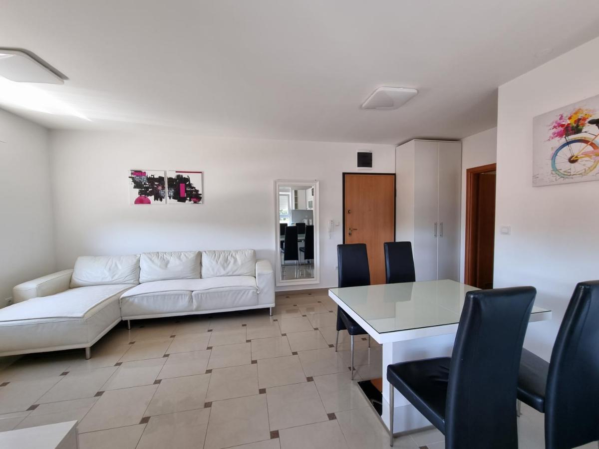 Apartment Matea Banjole Εξωτερικό φωτογραφία